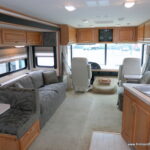 2003 Fleetwood FLAIR 33R Class-A, 2-Slide-Outs, Very LOW Miles-Thumbnail