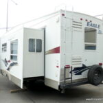 2006 EAGLE 323RKS 5th Wheel, By Jayco, 2-Slide-Outs, Rear Kitchen-Thumbnail
