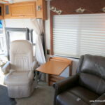 2007 Winnebago JOURNEY SE 36SG Bus, 2-Slide-Outs, Full Paint, Cummins 300HP-Thumbnail