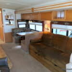 2007 Winnebago JOURNEY SE 36SG Bus, 2-Slide-Outs, Full Paint, Cummins 300HP-Thumbnail