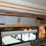 2007 Winnebago JOURNEY SE 36SG Bus, 2-Slide-Outs, Full Paint, Cummins 300HP-Thumbnail