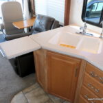 2007 Winnebago JOURNEY SE 36SG Bus, 2-Slide-Outs, Full Paint, Cummins 300HP-Thumbnail