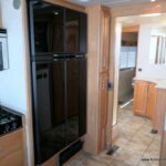2007 Winnebago JOURNEY SE 36SG Bus, 2-Slide-Outs, Full Paint, Cummins 300HP-Thumbnail