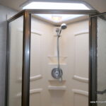 2007 Winnebago JOURNEY SE 36SG Bus, 2-Slide-Outs, Full Paint, Cummins 300HP-Thumbnail