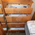 2007 Winnebago JOURNEY SE 36SG Bus, 2-Slide-Outs, Full Paint, Cummins 300HP-Thumbnail