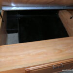 2007 Winnebago JOURNEY SE 36SG Bus, 2-Slide-Outs, Full Paint, Cummins 300HP-Thumbnail
