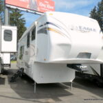 2011 Jayco EAGLE 313RKS 5th Wheel, 2-Slide-Outs, Polar Barrier-Thumbnail