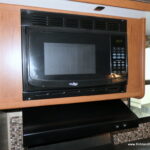 2013 Heartland NORTH TRAIL 24RBS Travel Trailer, Slide-Out, Caliber Edition-Thumbnail