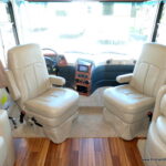 2015 Jayco PRECEPT 31UL Class-A, 3-Slide-Outs, Dual AC’s, 5.5K Generator-Thumbnail
