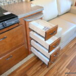 2015 Jayco PRECEPT 31UL Class-A, 3-Slide-Outs, Dual AC’s, 5.5K Generator-Thumbnail