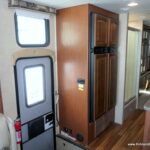 2015 Jayco PRECEPT 31UL Class-A, 3-Slide-Outs, Dual AC’s, 5.5K Generator-Thumbnail