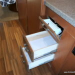 2015 Jayco PRECEPT 31UL Class-A, 3-Slide-Outs, Dual AC’s, 5.5K Generator-Thumbnail