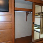 2015 Jayco PRECEPT 31UL Class-A, 3-Slide-Outs, Dual AC’s, 5.5K Generator-Thumbnail