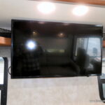 2019 Winnebago VISTA 27PE Class-A, 2-Slide-Outs, King Bed, Sleeps-6-Thumbnail