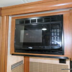 2019 Winnebago VISTA 27PE Class-A, 2-Slide-Outs, King Bed, Sleeps-6-Thumbnail