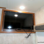 2019 Winnebago VISTA 27PE Class-A, 2-Slide-Outs, King Bed, Sleeps-6-Thumbnail