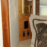 2004 BEAVER PATRIOT THUNDER 40 YORKTOWN BUS, 3-SLIDES, CATERPILLAR 505-HP-Thumbnail
