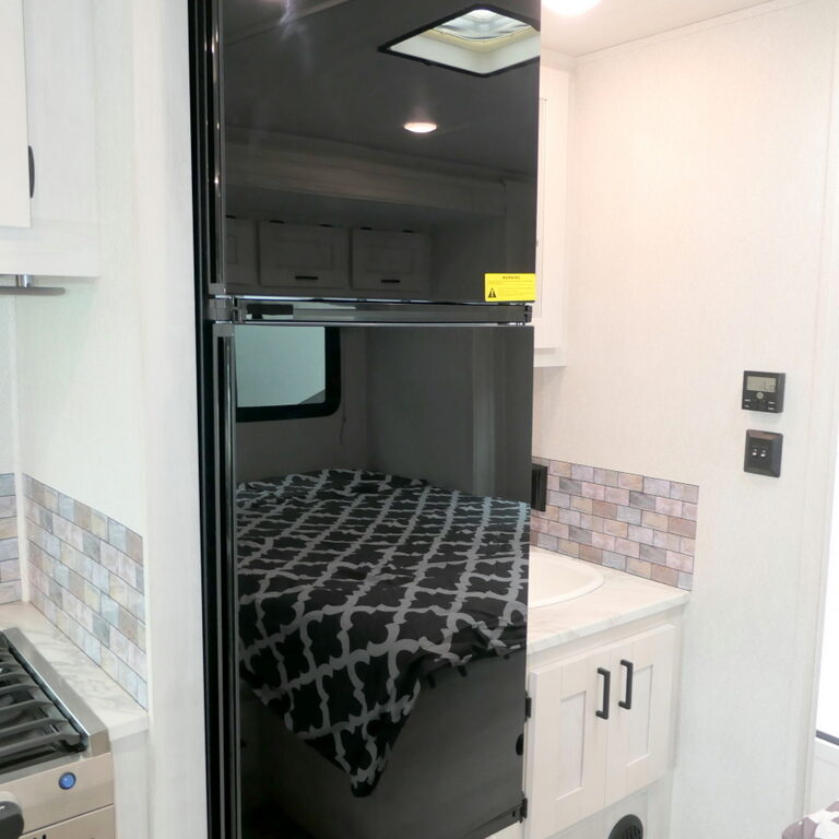 2023 East to West ENTRADA 2200S Class-C, By Forest River, Low Miles, Slide-Out-Image