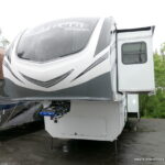 2023 Grand Design SOLITUDE 345GK-R 5th Wheel, Four Seasons, 3-Slide-Outs, 1-Owner-Thumbnail