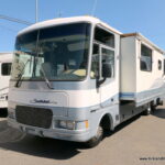 1998 Fleetwood SOUTHWIND 36Z Class-A, 2-Slide-Outs, Tag Axle, 5.5K Generator-Thumbnail