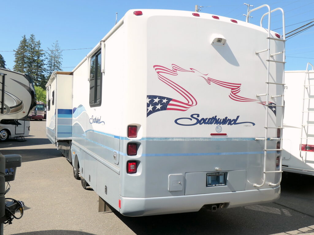 1998 Fleetwood SOUTHWIND 36Z Class-A, 2-Slide-Outs, Tag Axle, 5.5K Generator-Image