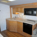 1998 Fleetwood SOUTHWIND 36Z Class-A, 2-Slide-Outs, Tag Axle, 5.5K Generator-Thumbnail