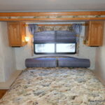 1998 Fleetwood SOUTHWIND 36Z Class-A, 2-Slide-Outs, Tag Axle, 5.5K Generator-Thumbnail