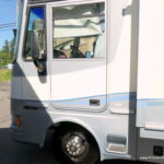 1998 Fleetwood SOUTHWIND 36Z Class-A, 2-Slide-Outs, Tag Axle, 5.5K Generator-Thumbnail