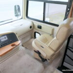 2009 Tiffin ALLEGRO BAY 35TSB Class-A, 3-Slide-Outs, 7K Generator, Full Body Paint-Thumbnail