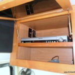 2009 Tiffin ALLEGRO BAY 35TSB Class-A, 3-Slide-Outs, 7K Generator, Full Body Paint-Thumbnail