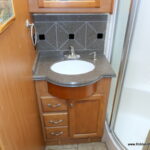 2009 Tiffin ALLEGRO BAY 35TSB Class-A, 3-Slide-Outs, 7K Generator, Full Body Paint-Thumbnail