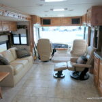 2009 Tiffin ALLEGRO BAY 35TSB Class-A, 3-Slide-Outs, 7K Generator, Full Body Paint-Thumbnail
