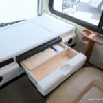 2013 Fleetwood SOUTHWIND 32VS Class-A, 2-Slide-Outs, Full Body Paint, Low Miles!-Thumbnail