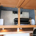 2013 Fleetwood SOUTHWIND 32VS Class-A, 2-Slide-Outs, Full Body Paint, Low Miles!-Thumbnail