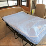 2013 Fleetwood SOUTHWIND 32VS Class-A, 2-Slide-Outs, Full Body Paint, Low Miles!-Thumbnail