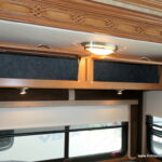 2013 Fleetwood SOUTHWIND 32VS Class-A, 2-Slide-Outs, Full Body Paint, Low Miles!-Thumbnail