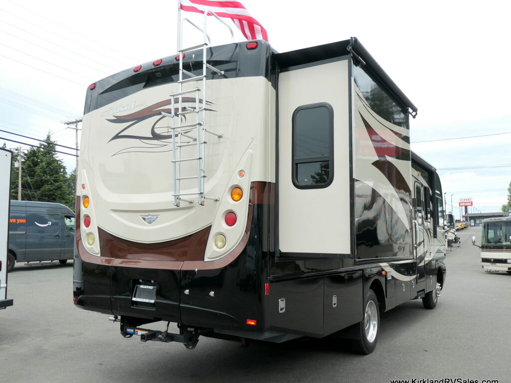 2013 Fleetwood SOUTHWIND 32VS Class-A, 2-Slide-Outs, Full Body Paint, Low Miles!-Image