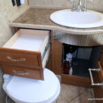 2013 Fleetwood SOUTHWIND 32VS Class-A, 2-Slide-Outs, Full Body Paint, Low Miles!-Thumbnail