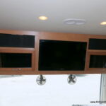 2013 Fleetwood SOUTHWIND 32VS Class-A, 2-Slide-Outs, Full Body Paint, Low Miles!-Thumbnail