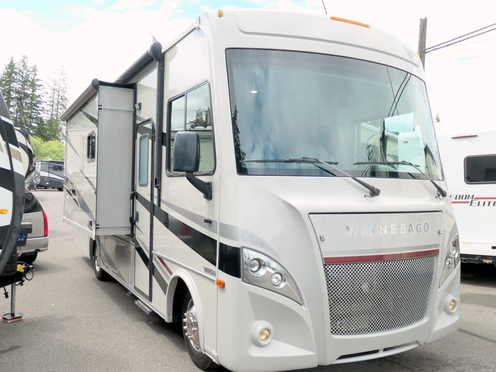 2020 Winnebago INTENT 28Y Class-A, 3-Slides, Low Miles, Exterior Kitchenette-Image