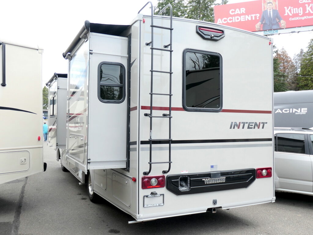 2020 Winnebago INTENT 28Y Class-A, 3-Slides, Low Miles, Exterior Kitchenette-Image