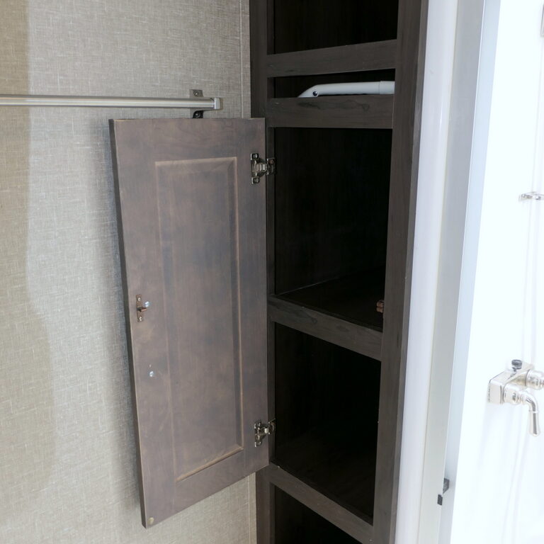 2020 Grand Design REFLECTION 337RLS 5th Wheel, 3-Slide-Outs, Arctic Package, King Bed-Image