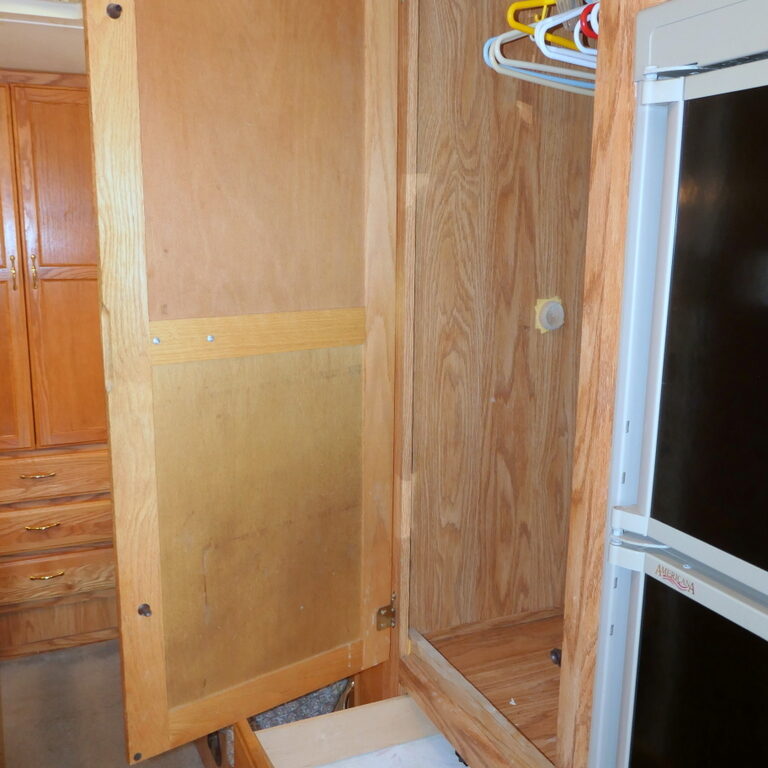 1997 Gulf Stream CONQUEST 6293 Class-C, Twin Beds, Non-Slide-Image