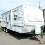 2006 Komfort TRAILBLAZER 211 Travel Trailer, Slide-Out, Sleeps-4-Thumbnail