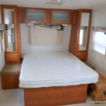 2006 Komfort TRAILBLAZER 211 Travel Trailer, Slide-Out, Sleeps-4-Thumbnail