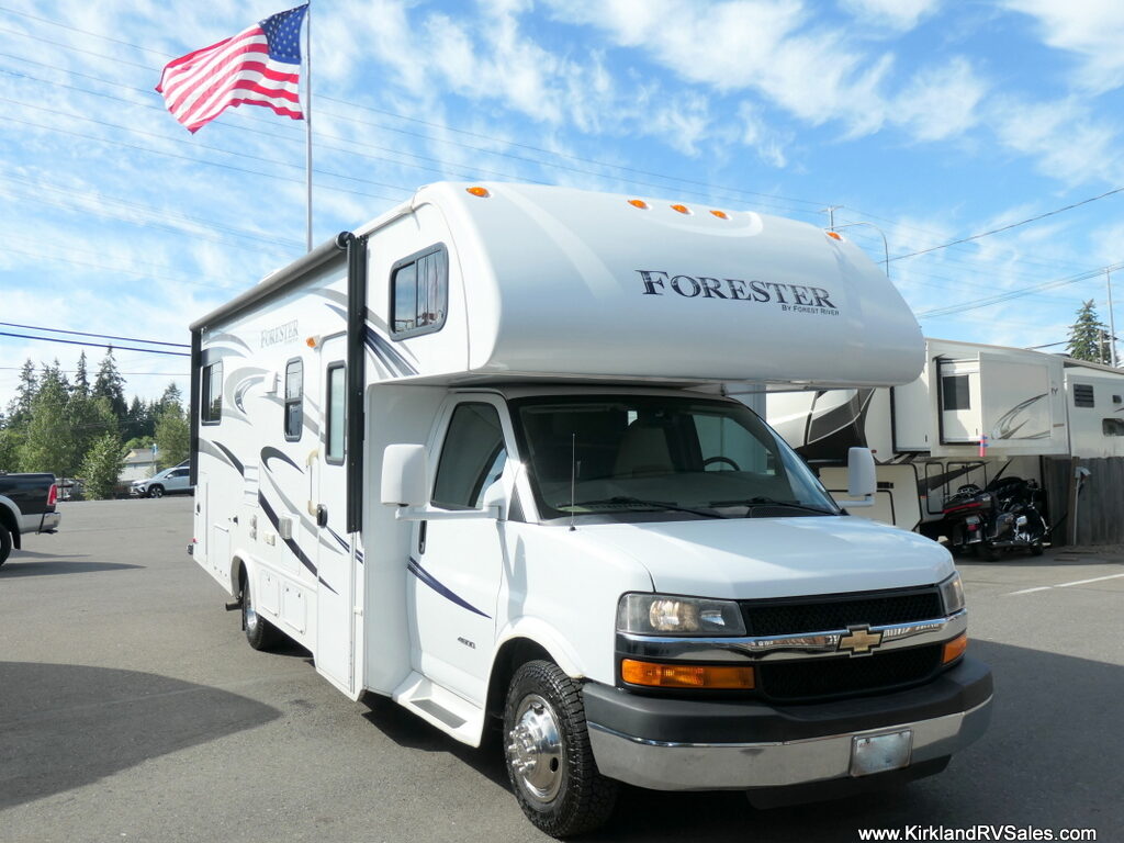 2015 Forest River FORESTER 2501TS Class-C, 3-Slides, Jacks, Low Miles!-Image