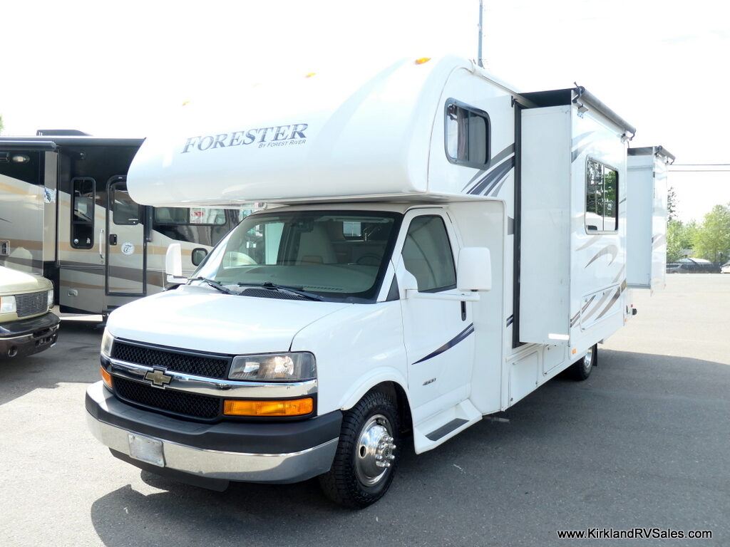 2015 Forest River FORESTER 2501TS Class-C, 3-Slides, Jacks, Low Miles!-Image