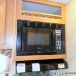 2015 Forest River FORESTER 2501TS Class-C, 3-Slides, Jacks, Low Miles!-Thumbnail