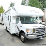 2018 Thor FREEDOM ELITE 22FE Class-C, Slide-Out, Low Miles, Sleeps-6-Thumbnail