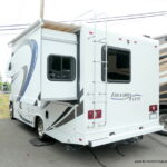 2018 Thor FREEDOM ELITE 22FE Class-C, Slide-Out, Low Miles, Sleeps-6-Thumbnail